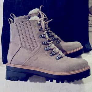 Lug sole hiking suede lace up boot beige sherpa
